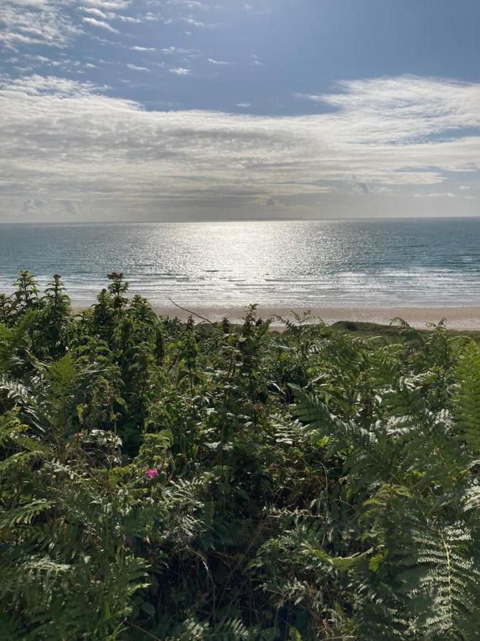 Stylish 5-Bedroom House Near Tunnels Beach Ilfracombe Bagian luar foto