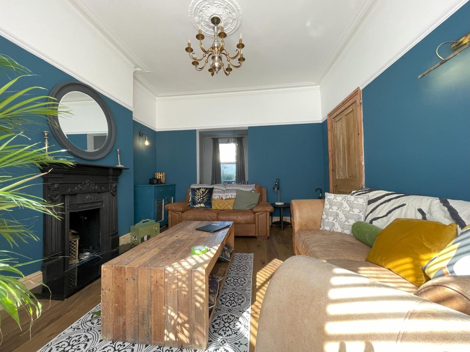 Stylish 5-Bedroom House Near Tunnels Beach Ilfracombe Bagian luar foto