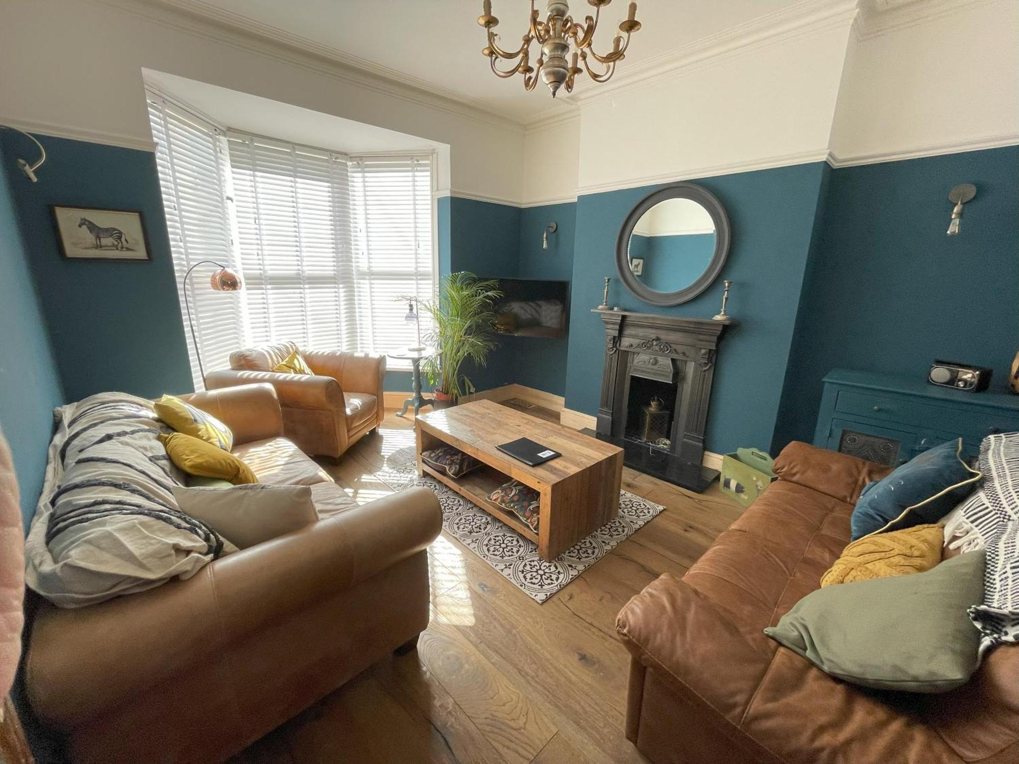 Stylish 5-Bedroom House Near Tunnels Beach Ilfracombe Bagian luar foto